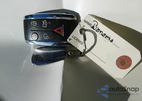 2012 Jaguar Xf z USA, uszkodzony, nr VIN SAJWA0FB7CLS44930